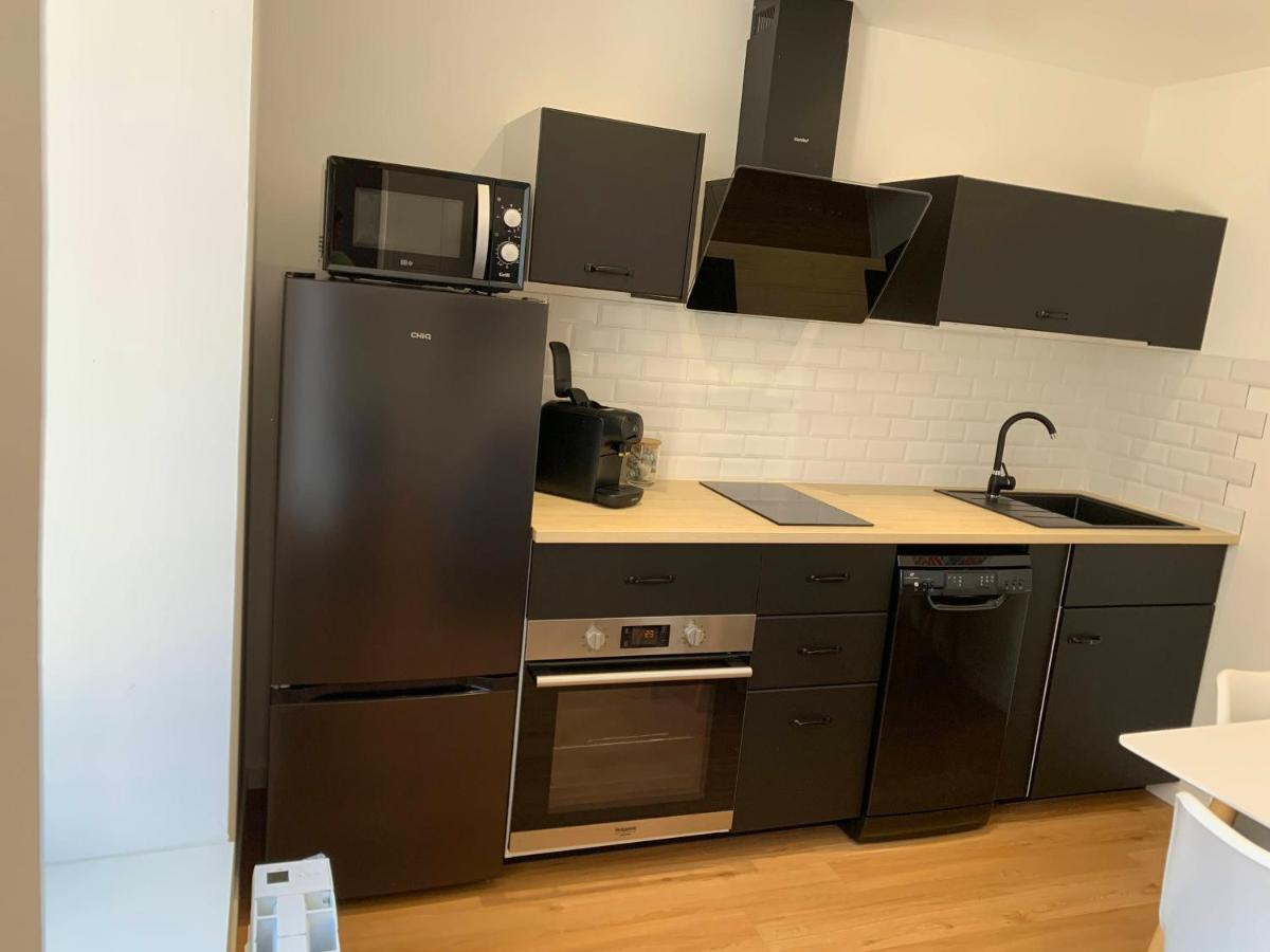Le Chazottier Apartment Brindas Екстериор снимка